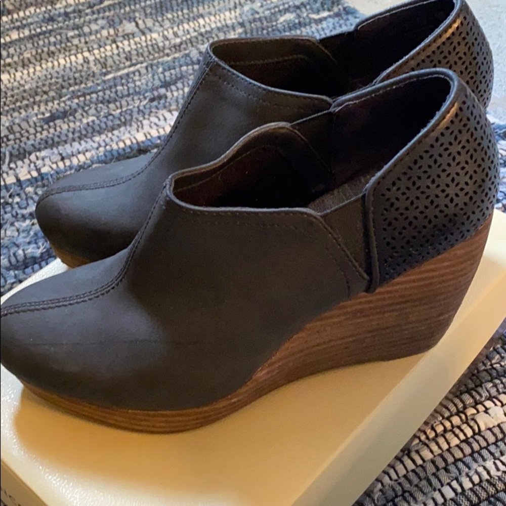 Platform Shoes
